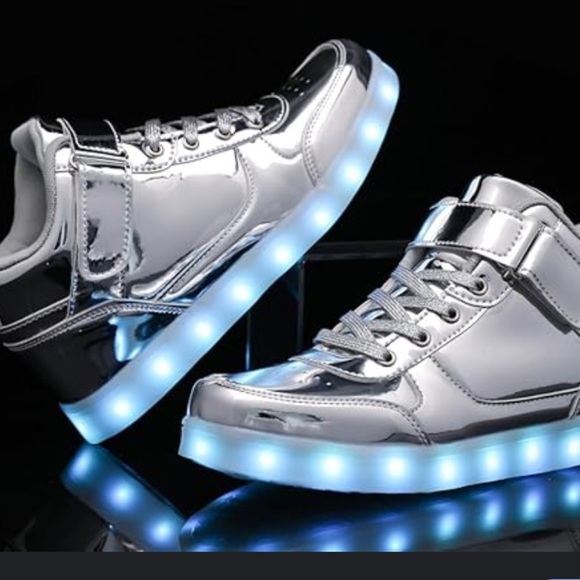 IGxx Men's LED Light Up High Top Sneakers - Chrome Silver & Futuristic Style 9 - Picture 7 of 14